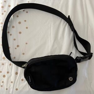 lululemon Everywhere Belt Bag 1L